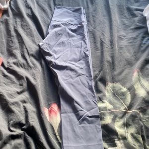 Size 8, Lilac Lululemon leggings